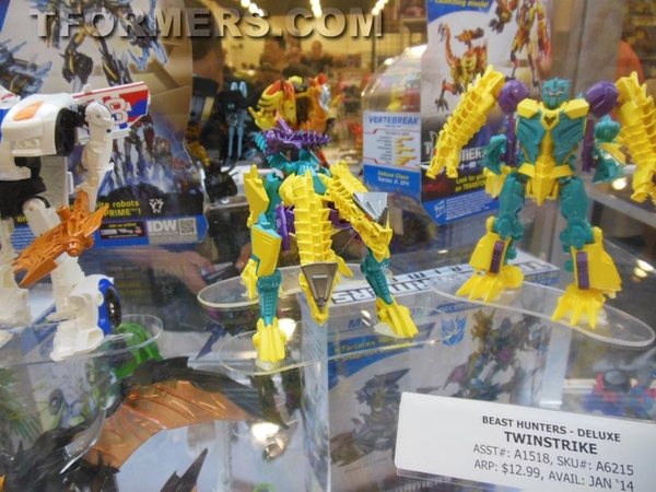 Botcon 2013   Transformers Beast Hunters 2014 New Figures Display  (93 of 131)